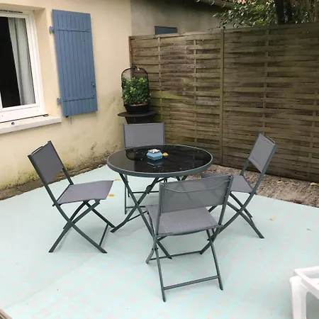 Avec Piscine Et Jardin Le Cosy - Les Bergeronnettes Appartement *